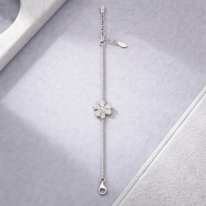 Petite Blossom Chain Bracelet Silver