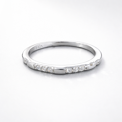 Classic Petite Spark Band Silver