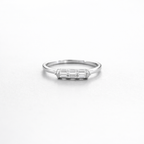 Baguette Bar Spark Ring Silver