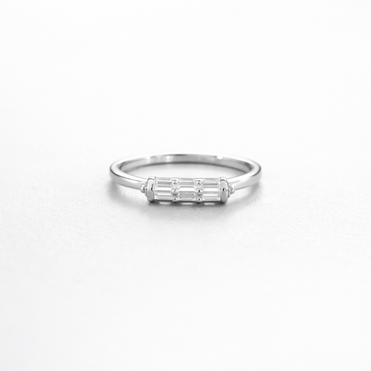 Baguette Bar Spark Ring Silver