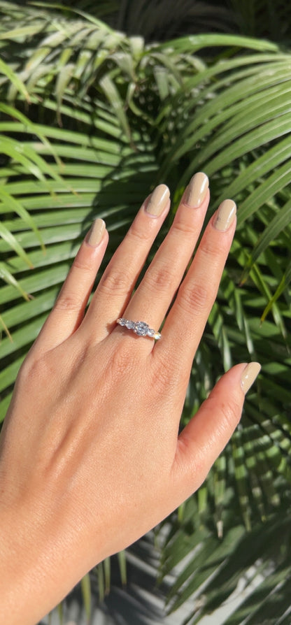 Classic Five-Stone Grace Ring Silver